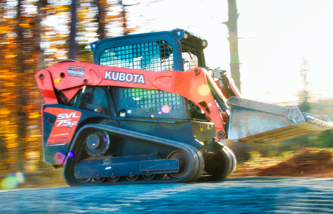 Maszyny skid steer / kompaktowe ładowarki gąsienicowe � kompaktowe, mocne i bardzo wszechstronne